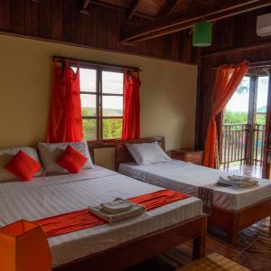 Twin Room with Balcony