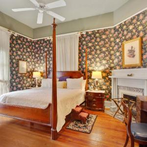  First Floor Superior King Room