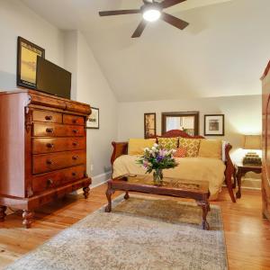 Superior King Suite