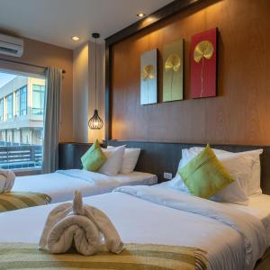 Deluxe Double or Twin Room