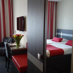 Small Superior Twin Room with Terrace - Non-Smoking