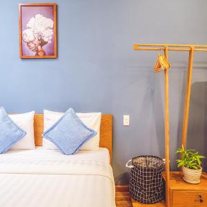 Standard Queen Room - No Window
