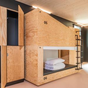 Private Bedroom for 6 people with a bathroom