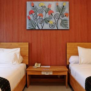 Deluxe Twin Room - Free Return Airport Transfer