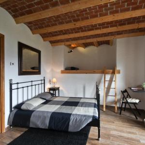 Triple Room with Lake View