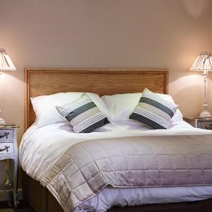 Standard Double Room (2 Adults)