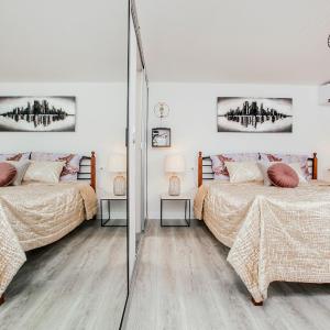 Three-Bedroom Apartment with Balcony and Sea View