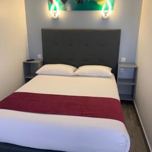 Studio (2 Adults)