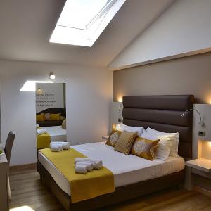 Large Double or Twin Room