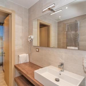 Quadruple Room with Beach Access