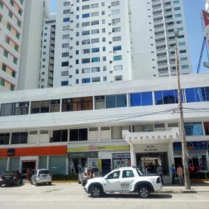 Apartment with Pool View 
