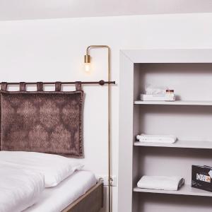 Single Room with Shared Bathroom