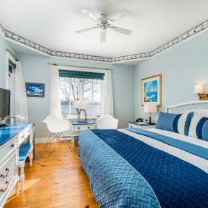 Comfort Queen Room
