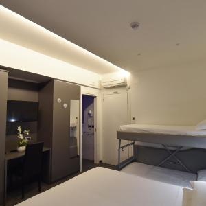 Quadruple Room with Balcony