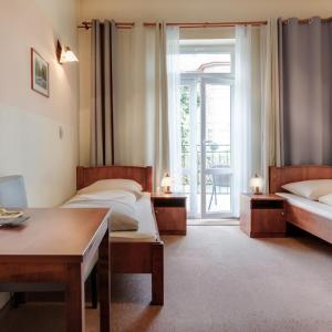 Twin Room with Bathroom