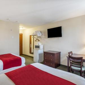 Double Room with Two Double Beds - Non-Smoking
