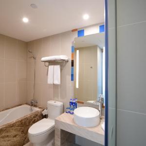 King Suite with Additional Living Area
