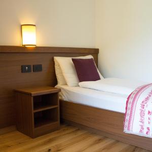Classic Single Room