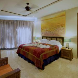 Two-Bedroom Apartment with Private Pool