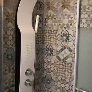 Standard Double Room with Shared Bathroom