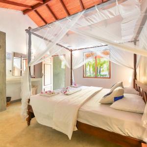 Double Room with Pool View