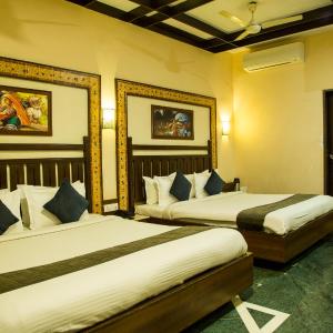 Premium Quadruple Room