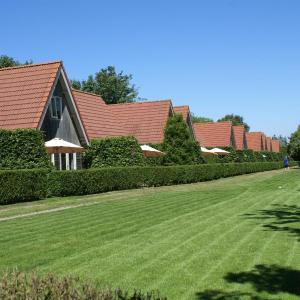 Bungalow (4 Adults)