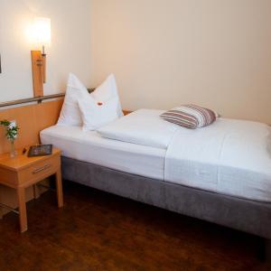 Budget Single Room Street view
