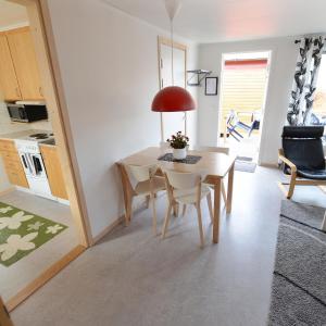 Holiday Home (6 Adults)