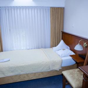 Single Room with Private External Bathroom