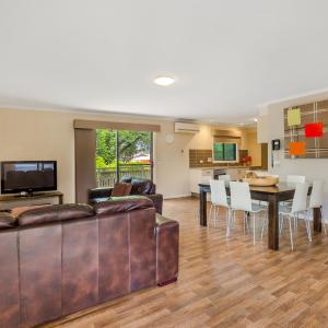 Two-Bedroom Apartment - Apartments on High