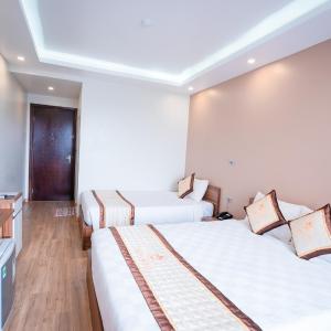 Triple Room with City View