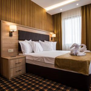 Double or Twin Room with Shower