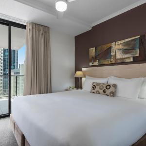 One-Bedroom Apartment - No Housekeeping