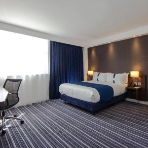 Double Room with Free Hot Breakfast - Accessible