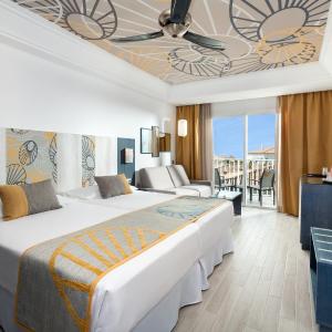 Triple Room with Balcony