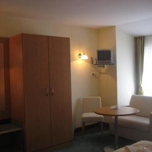Basic Double or Twin Room
