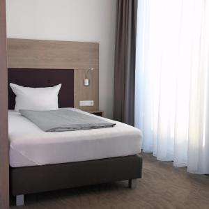 Single Room with Bathroom