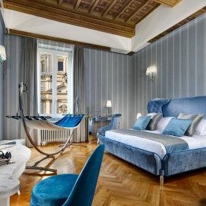 Suite with City View
