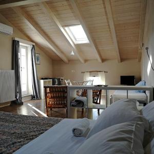 Quadruple Room with Lake View