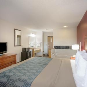 King Room - Non-Smoking