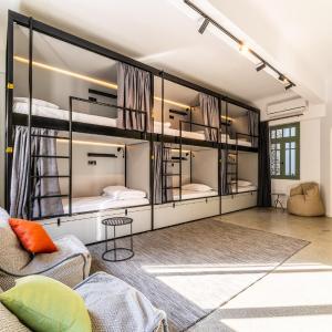 Bed in 8-Bed Mixed Dormitory Room