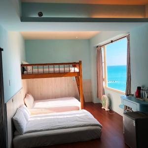 Family Room with Sea View
