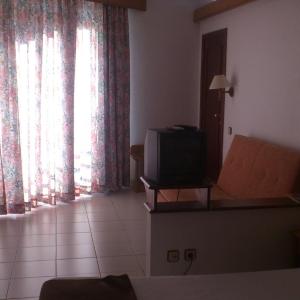 Superior One-Bedroom Apartment