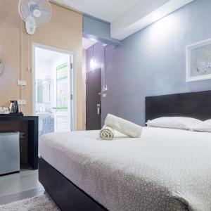 Superior Double Room with Balcony