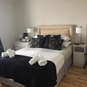 Double Room with Balcony (2 Adults + 1 Child)