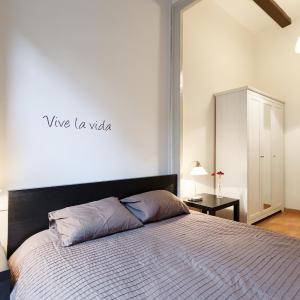 Large One-Bedroom Apartment (2 Adults)