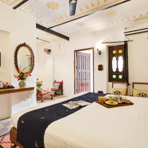 Double Room with Pool View