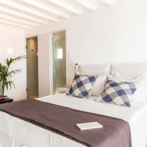 Superior Sea View Room (Mykonian)