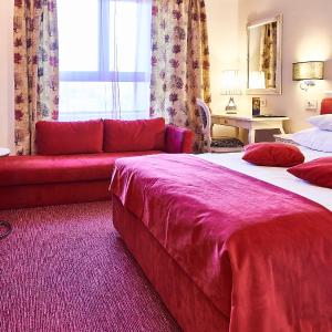 Deluxe Double Room with Sofa